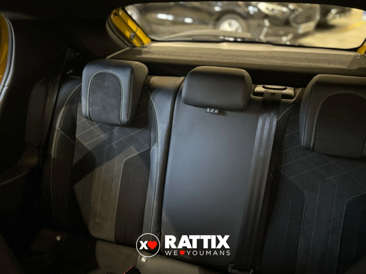 PEUGEOT e-208 GT Pack 100kW e-208 GT Pack 100kW